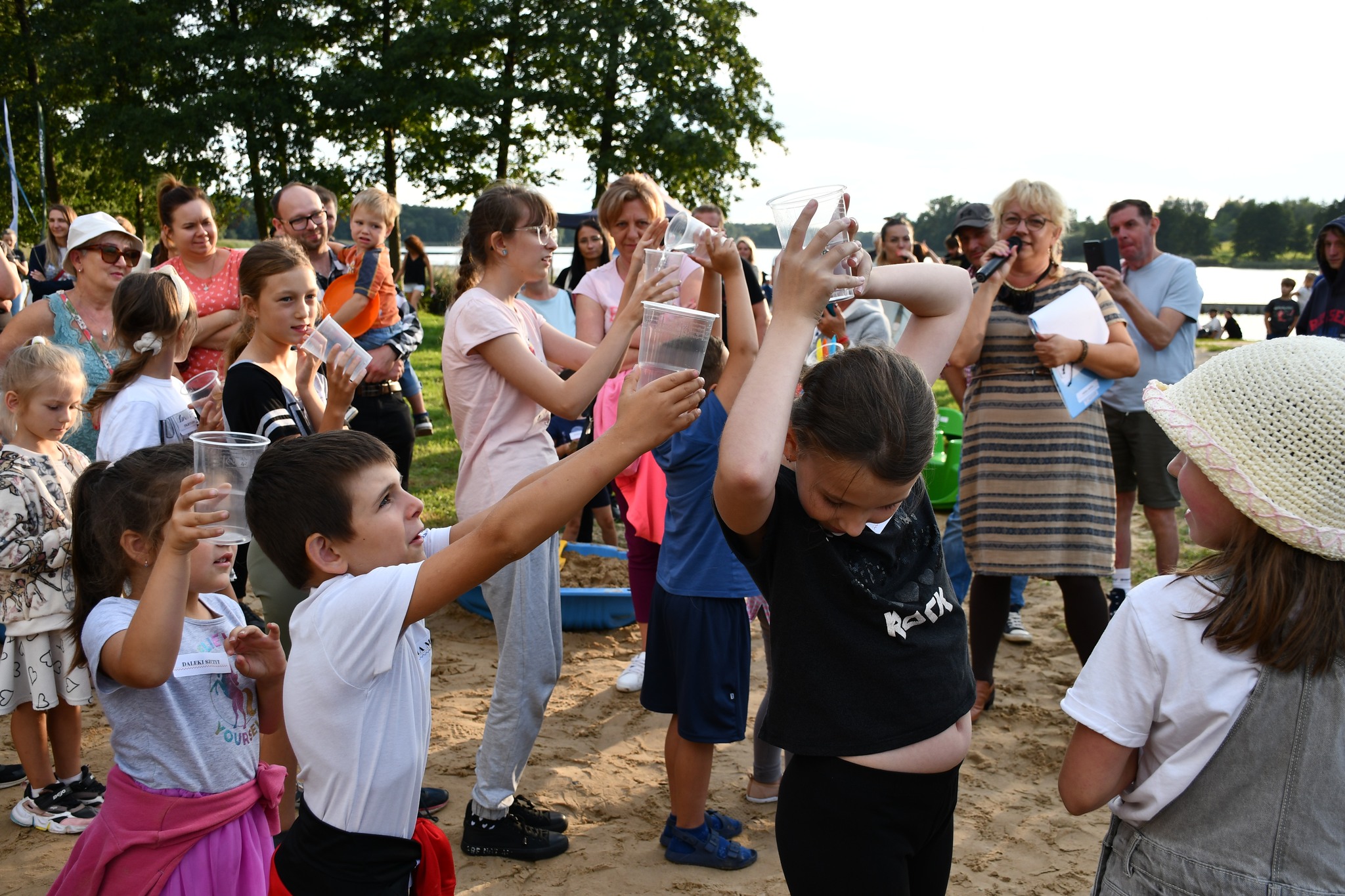 Piknik nad jeziorem 
